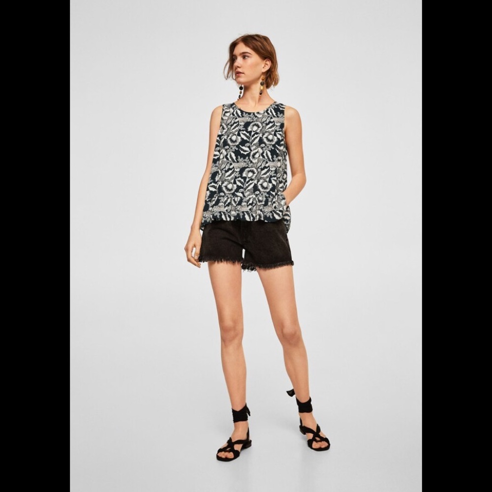 (2 for $15 ) Mango Chiffon Ruffle Top - Picture 4 of 13